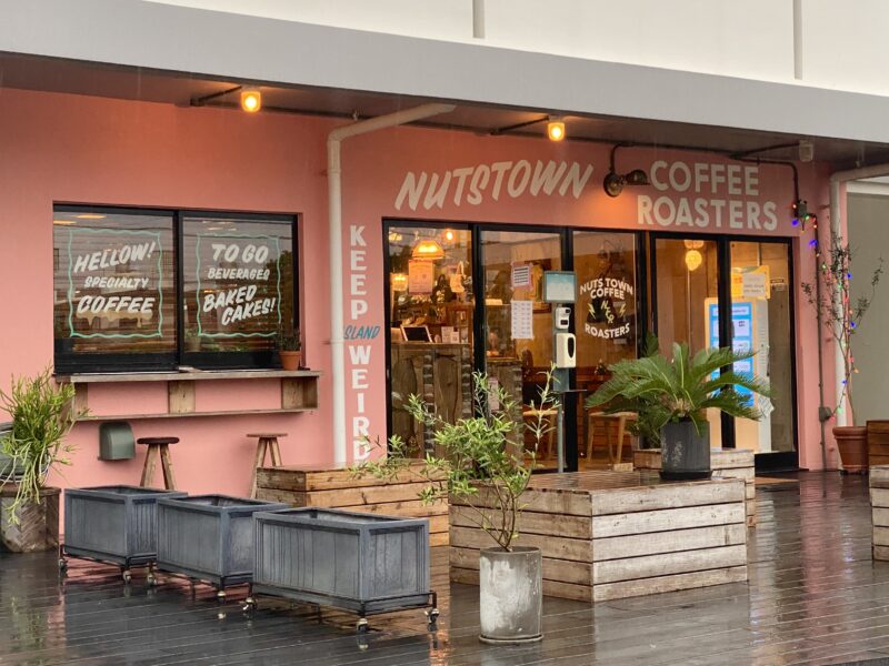 nutstown-coffee-roasters・石垣島店舗