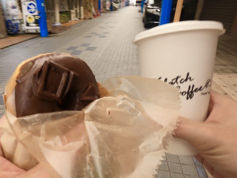 クラッチコーヒー・チョコドーナツ